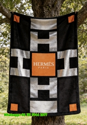 Luxury Hermès H Logo Flannel Sofa Throw Blanket IMG_4942